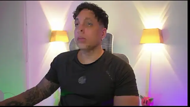 Snapshot of appolo_allen chatting on 13, 11, 2025 appolo allen online show from 13, 11, 2025