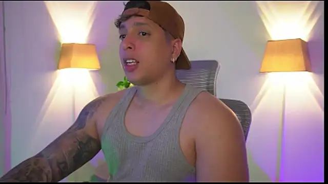 Snapshot of appolo_allen chatting on 18, 11, 2025 appolo allen online show from 18, 11, 2025