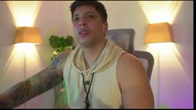 Snapshot of appolo_allen chatting on 14, 1, 2026 appolo allen online show from 14, 1, 2026