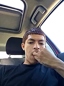 Yoko0381 online show from 7, 11, 2025