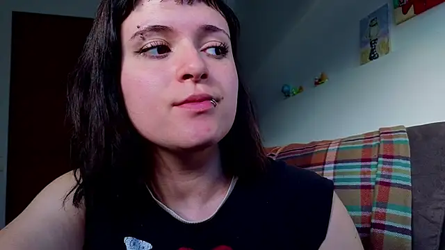 NEXT DOOR GIRL  online show from 9, 4, 2026