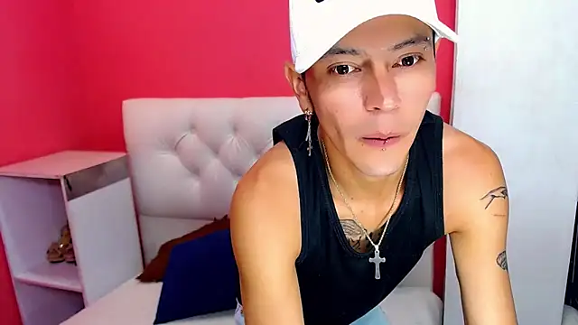 Snapshot of _snopyy_ chatting on 18, 2, 2025 snopyy online show from 18, 2, 2025