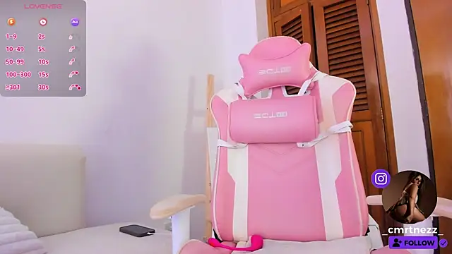 Caro martinezz online show from 11, 4, 2026