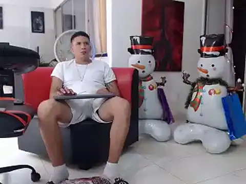 Snapshot of damiam_fiery chatting on 24, 12, 2024 damiam fiery online show from 24, 12, 2024