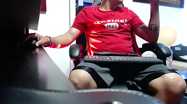 Snapshot of damiam_fiery chatting on 28, 1, 2025 damiam fiery online show from 28, 1, 2025