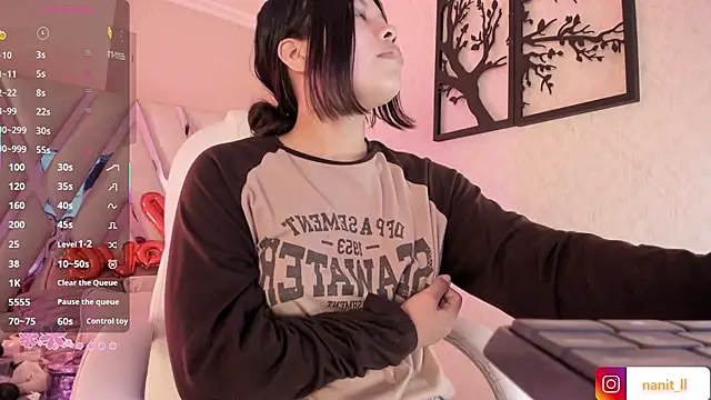 Punkys  online show from 6, 3, 2026