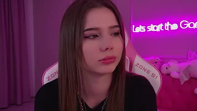 DianaVert online show from 4, 3, 2025