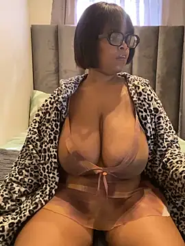 Snapshot of Saggy_areola95 chatting on 27, 5, 2026 Saggy areola95 online show from 27, 5, 2026