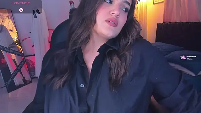 ellarosee  online show from 21, 10, 2025