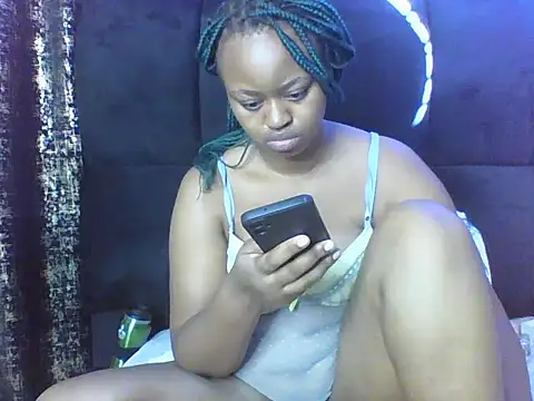 Candii wet  online show from 25, 1, 2025