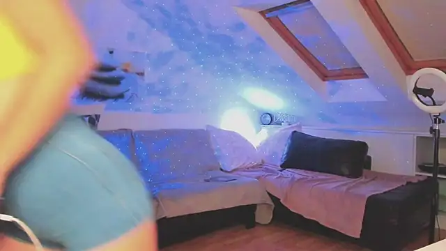 MiaRouge online show from 23, 9, 2025