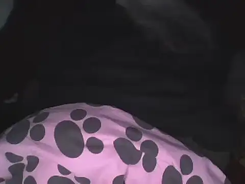 wank4girls online show from 5, 3, 2025