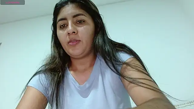 Snapshot of danna_peterson1 chatting on 17, 5, 2026 danna peterson1 online show from 17, 5, 2026
