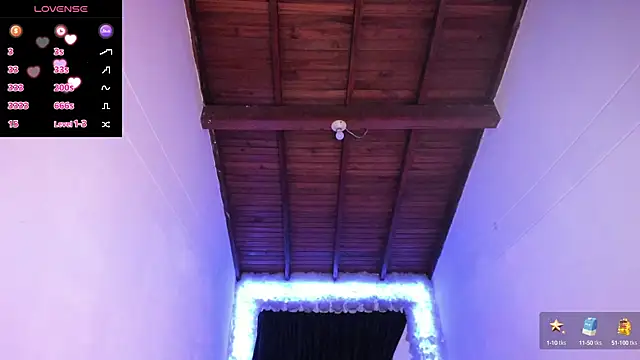 Snapshot of Mariana_Hasper_ chatting on 7, 1, 2025 Mariana Hasper  online show from 7, 1, 2025