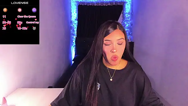 Snapshot of Mariana_Hasper_ chatting on 6, 2, 2025 Mariana Hasper  online show from 6, 2, 2025