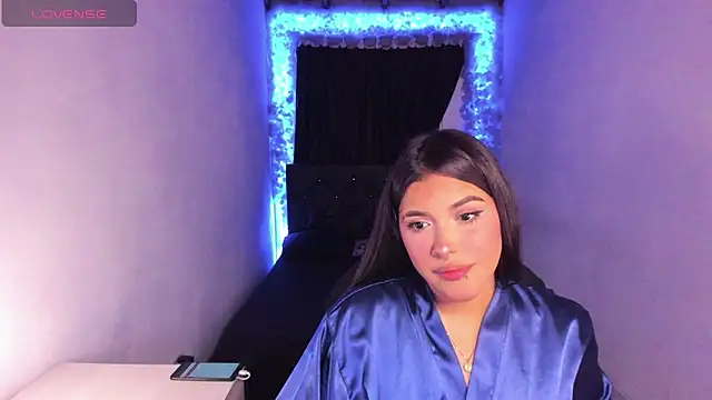 Snapshot of Mariana_Hasper_ chatting on 13, 2, 2025 Mariana Hasper  online show from 13, 2, 2025