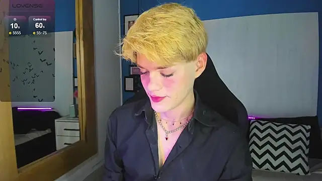 VladHellsing4 online show from 4, 11, 2025