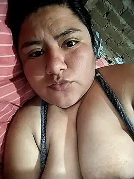 Snapshot of Tef-15 chatting on 28, 10, 2025 Tef-15 online show from 28, 10, 2025