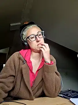 Snapshot of Afrania chatting on 25, 12, 2024 Afrania online show from 25, 12, 2024