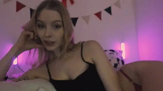 MiaDavis21 online show from 3, 2, 2025