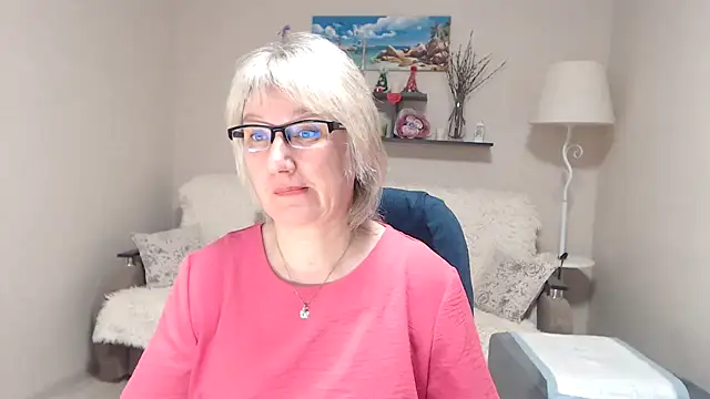 Snapshot of FleurMays chatting on 29, 4, 2026 FleurMays online show from 29, 4, 2026