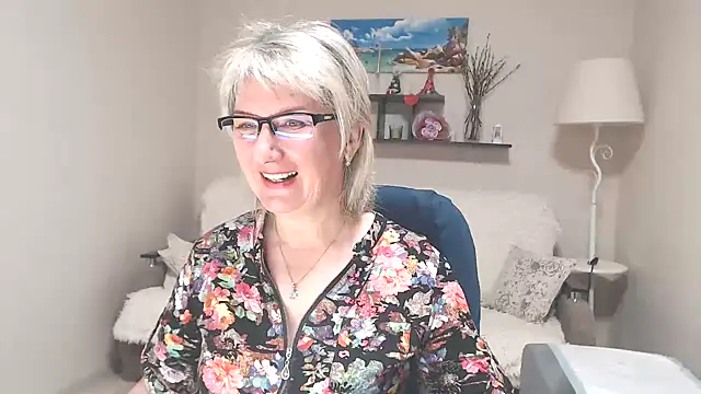 Snapshot of FleurMays chatting on 23, 5, 2026 FleurMays online show from 23, 5, 2026