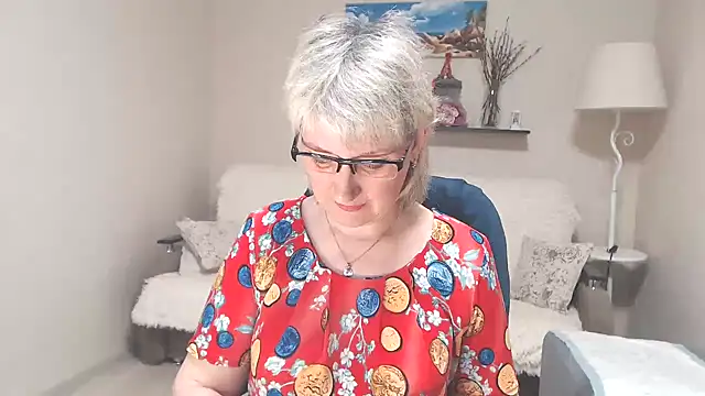 Snapshot of FleurMays chatting on 24, 5, 2026 FleurMays online show from 24, 5, 2026