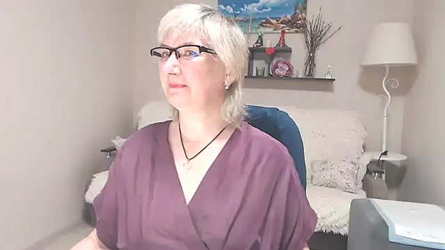Snapshot of FleurMays chatting on 31, 5, 2026 FleurMays online show from 31, 5, 2026