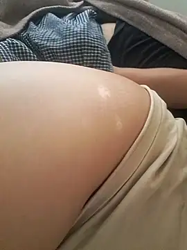 MakeMeCumAhh online show from 17, 10, 2025