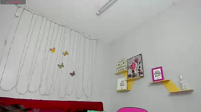 kathina giraldo online show from 13, 3, 2025