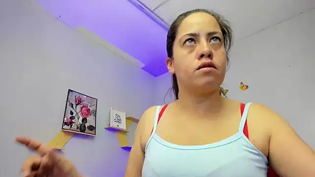 kathina giraldo online show from 26, 11, 2025