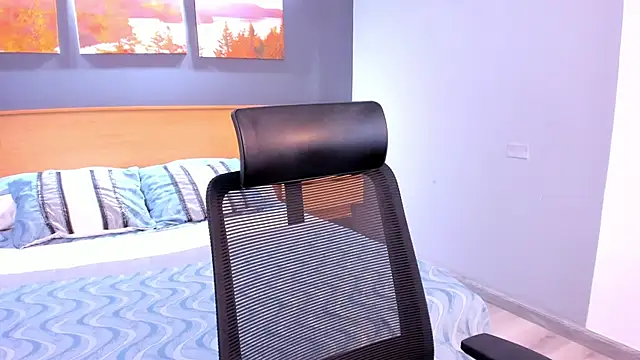 Snapshot of SofiaG_ chatting on 8, 3, 2025 SofiaG online show from 8, 3, 2025