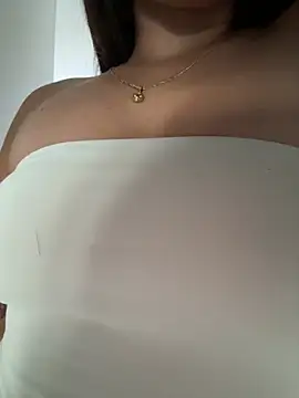 Snapshot of SofiaG_ chatting on 9, 9, 2025 SofiaG online show from 9, 9, 2025