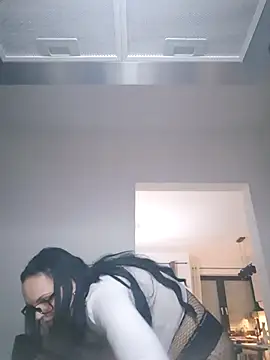 Jujuicy 97 online show from 24, 10, 2025