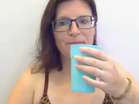 Snapshot of CrimsonMistress chatting on 12, 1, 2025 CrimsonMistress online show from 12, 1, 2025