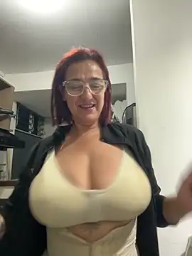 Snapshot of anastasia_and_jordan chatting on 6, 2, 2026 anastasia and jordan online show from 6, 2, 2026