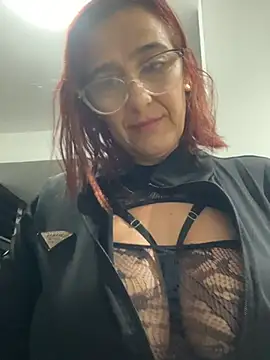 Snapshot of anastasia_and_jordan chatting on 11, 2, 2026 anastasia and jordan online show from 11, 2, 2026