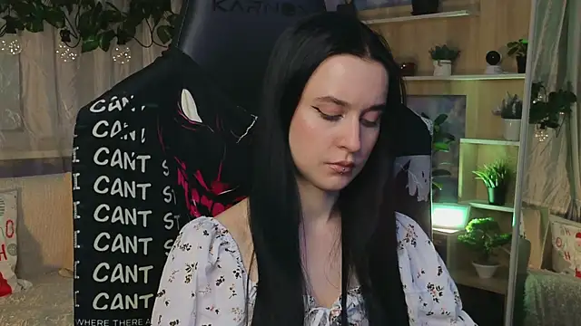 KiraLiLime online show from 8, 3, 2025