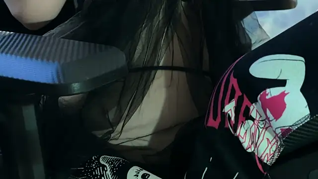 KiraLiLime online show from 11, 3, 2025