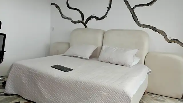 Snapshot of BridgetRodriguez chatting on 27, 1, 2025 BridgetRodriguez online show from 27, 1, 2025