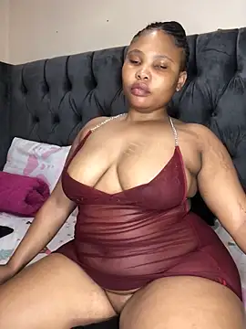 Snapshot of Anaelle24 chatting on 22, 2, 2026 Anaelle24 online show from 22, 2, 2026