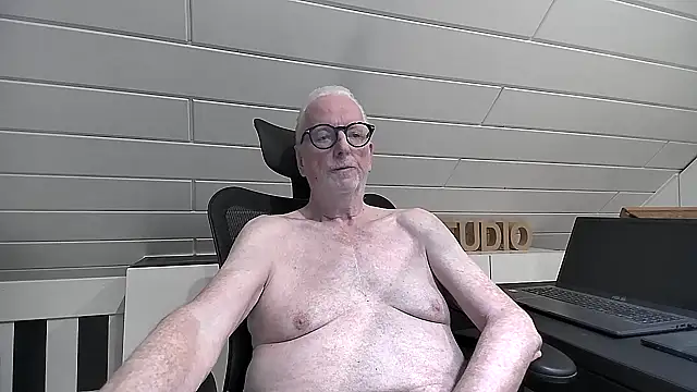 Greyhound70 online show from 13, 1, 2026