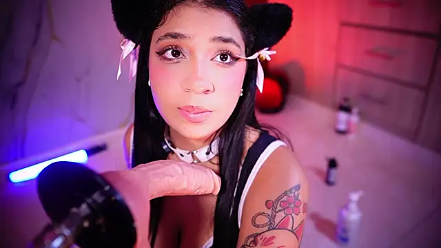 Snapshot of Mikubani18 chatting on 5, 6, 2026 Mikubani18 online show from 5, 6, 2026