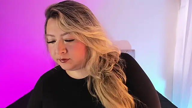 Kharla Marin online show from 8, 4, 2026