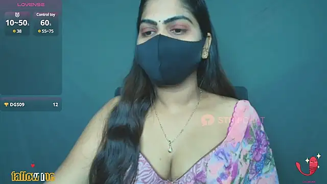 Snapshot of sameeksha_9 chatting on 5, 2, 2025 sameeksha 9 online show from 5, 2, 2025