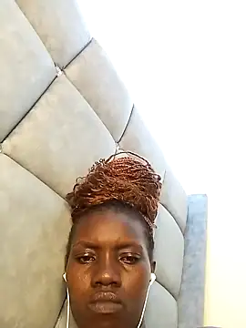 Slimthick900 online show from 23, 2, 2025