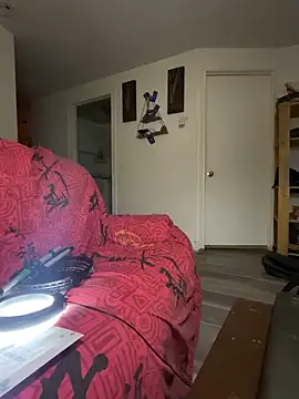 kikiwonderbar online show from 5, 2, 2026