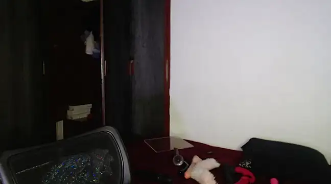 Camilleparist online show from 21, 1, 2025