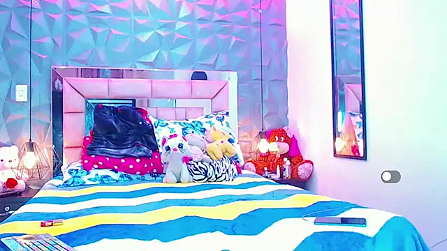 Snapshot of Doll_IvannaTs chatting on 27, 1, 2025 Doll IvannaTs online show from 27, 1, 2025