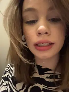 Snapshot of Street_young chatting on 19, 2, 2025 Street young online show from 19, 2, 2025